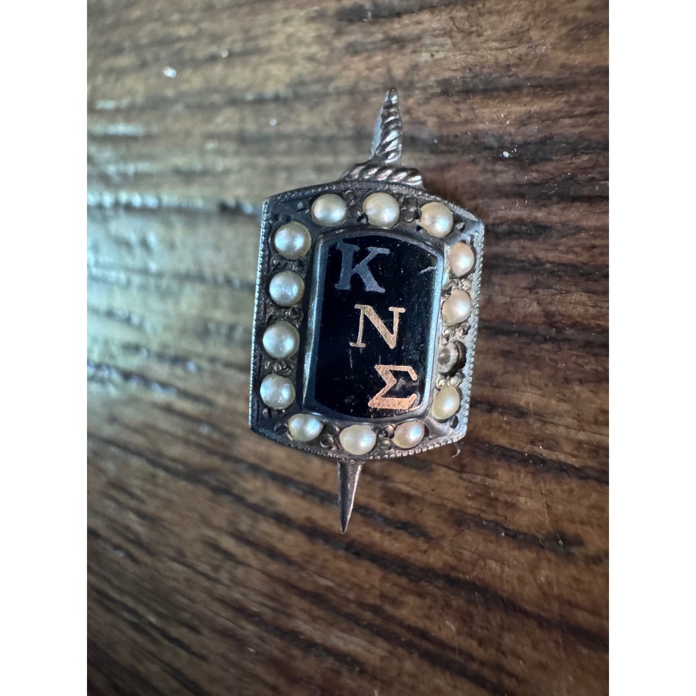 RARE Vintage 10K Gold Kappa Nu Sigma Fraternity Pin Pearl Badge Balfour SKN